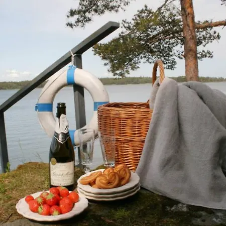Loma Meren Rannalla Helsingissae Campingplatz