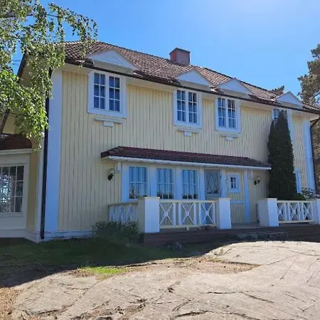 Loma Meren Rannalla Helsingissae Campingplatz *